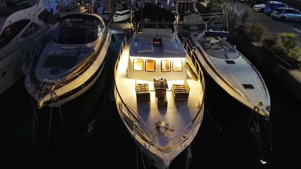 Classic Boat Barcelone Espagne